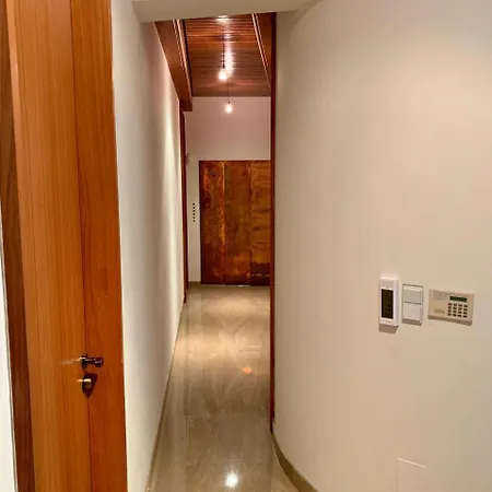 Hotell Reina 2*