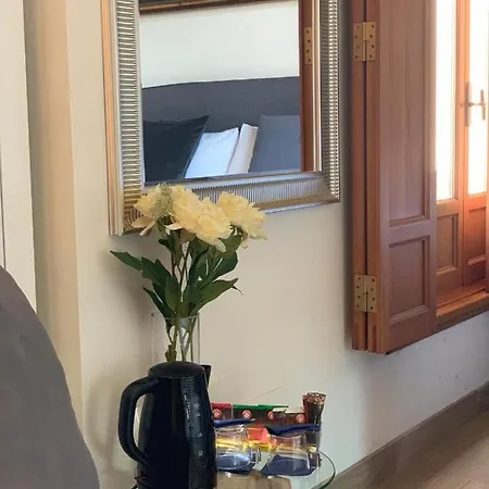Reina Отель Валенсия